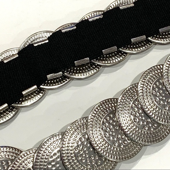 Silver‎ Coin Stretch Belt - Picture 2 of 4